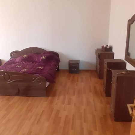 Maka'S Guesthouse Tionety Zewnętrze zdjęcie